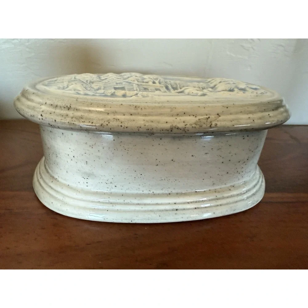 VTG Hershey Mold Trinket Box Jewelry Oval‎ Pioneers Log Cabin Ceramic 3D Signed